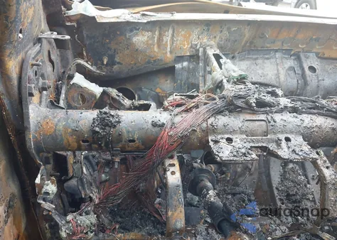 2011 Toyota Highlander Base V6 z USA, uszkodzony, nr VIN 5TDBK3EH6BS058035